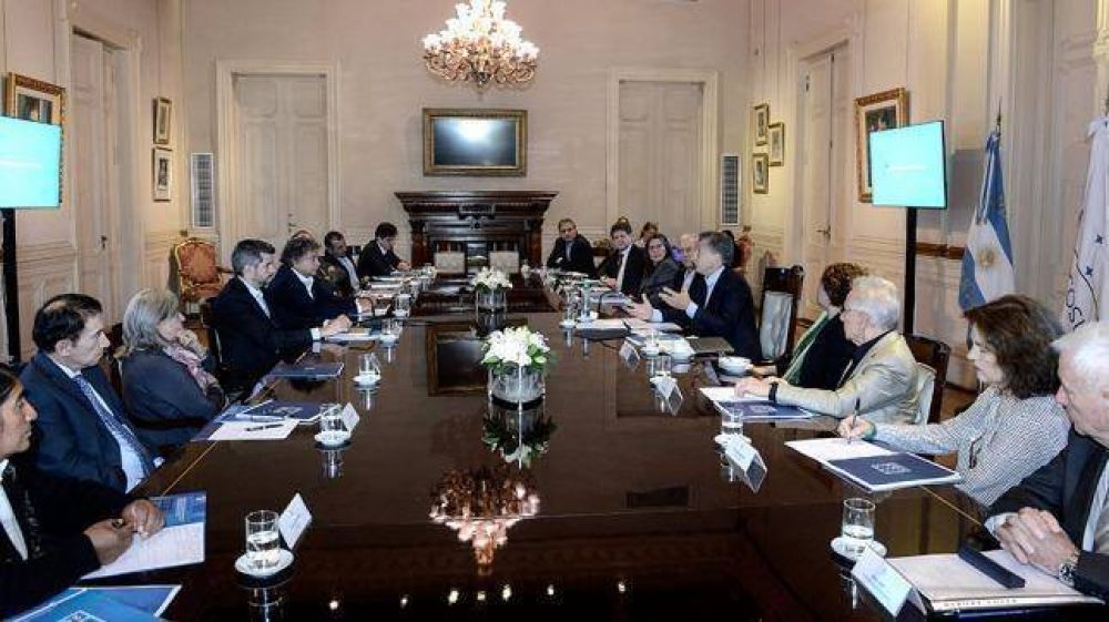 El Presidente se reuni� con el espacio de di�logo Argentina 2030