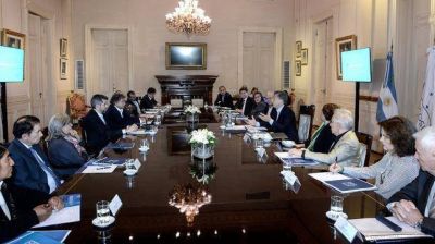 El Presidente se reuni� con el espacio de di�logo Argentina 2030