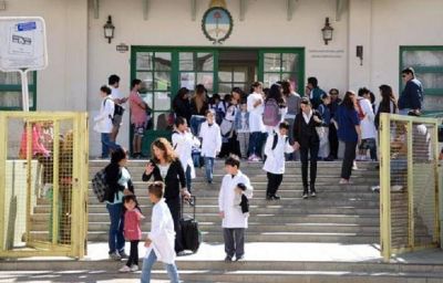 Ma�ana se dictan clases en las escuelas del Valle y Puerto Madryn