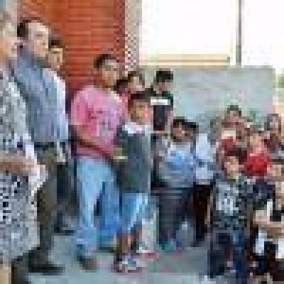 Inauguran m�s viviendas sociales