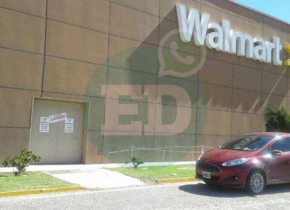 El Municipio de San Luis clausur Walmart