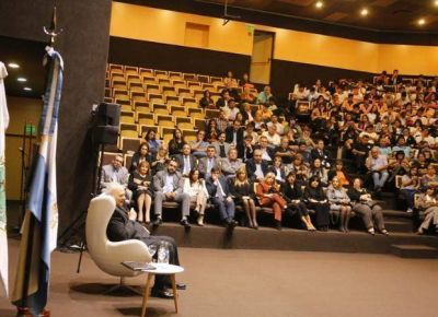 Monse�or S�nchez Sorondo sobre los refugiados: 