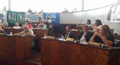Conflicto docente y seguridad, ejes de la primera sesi�n ordinaria