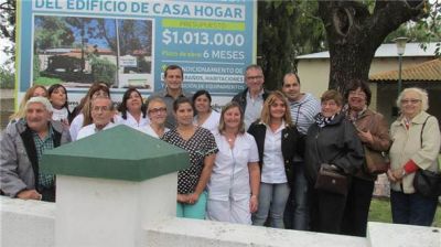 El intendente Bucca present� el proyecto de remodelaci�n de Casa Hogar