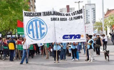 ATE repudi� �aprietes� de dos funcionarios municipales
