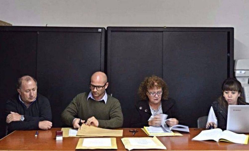 Licitan asfalto para doce cuadras del barrio Aoma