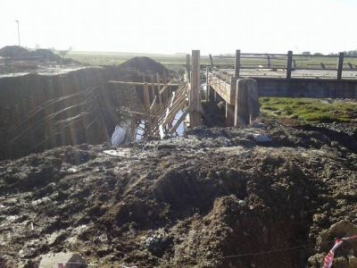 Vialidad trabaj� en la reparaci�n del camino del puente de Ruta 41