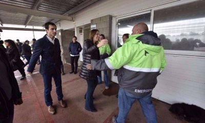 Vidal se libera del conflicto docente y se instala en la calle para juntar votos