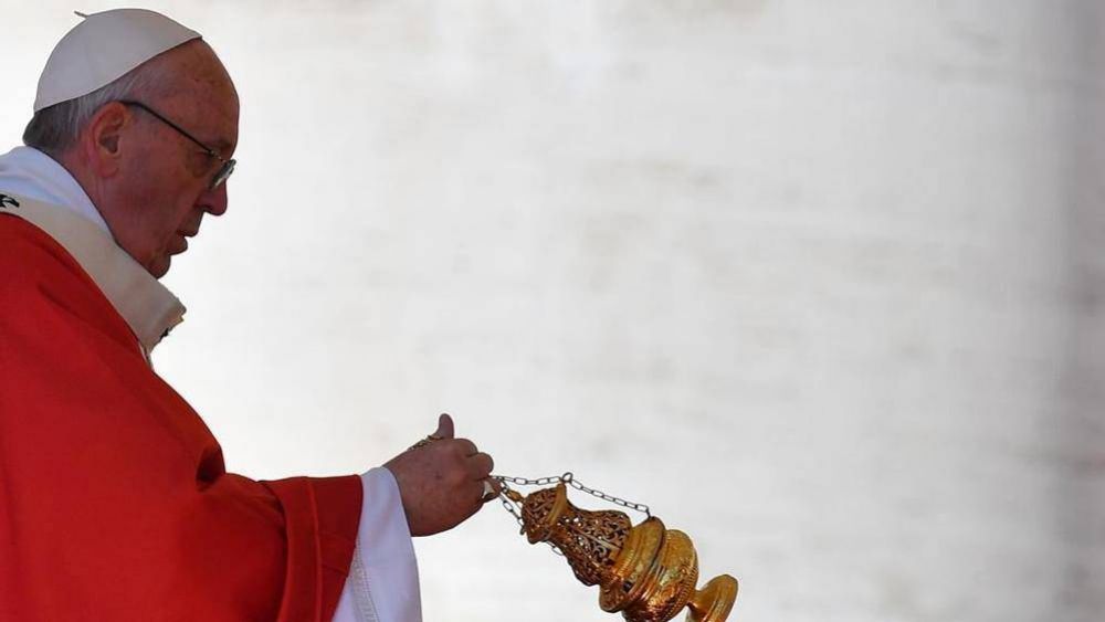 El Papa en San Bartolom, en la Isla Tiberina, para conmemorar a los nuevos mrtires
