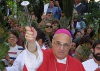 Mons. Castagna: La Pascua cristiana, reserva oportuna de fe
