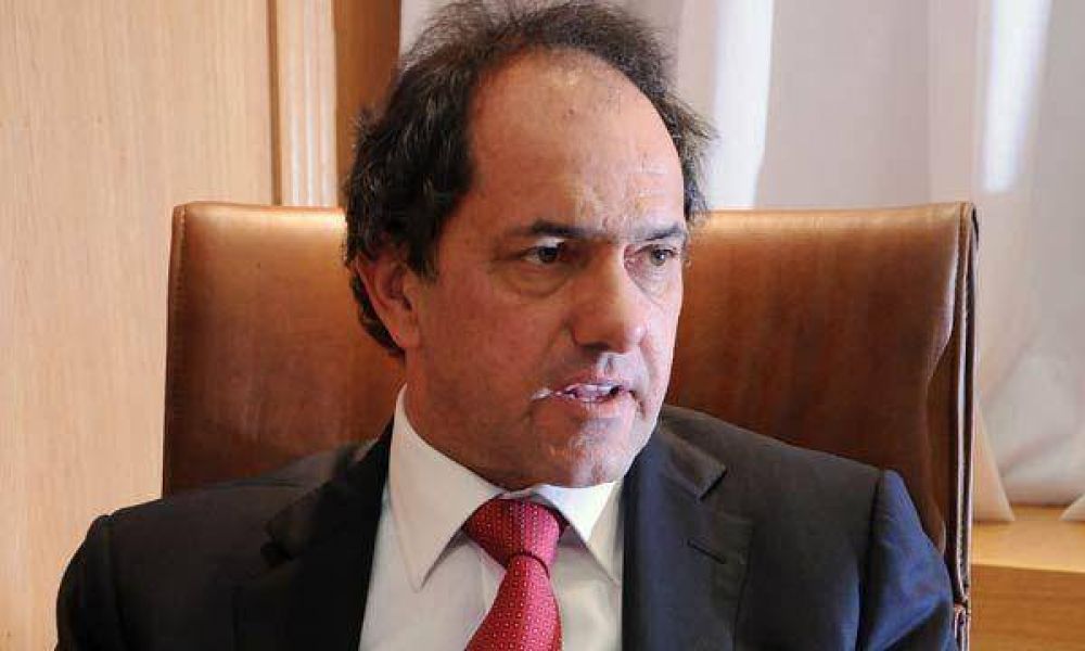 Daniel Scioli pide "despolitizar el conflicto del campo"