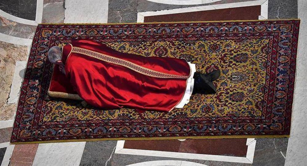En el Viernes Santo, Francisco encabeza el V�a Crucis en el Vaticano