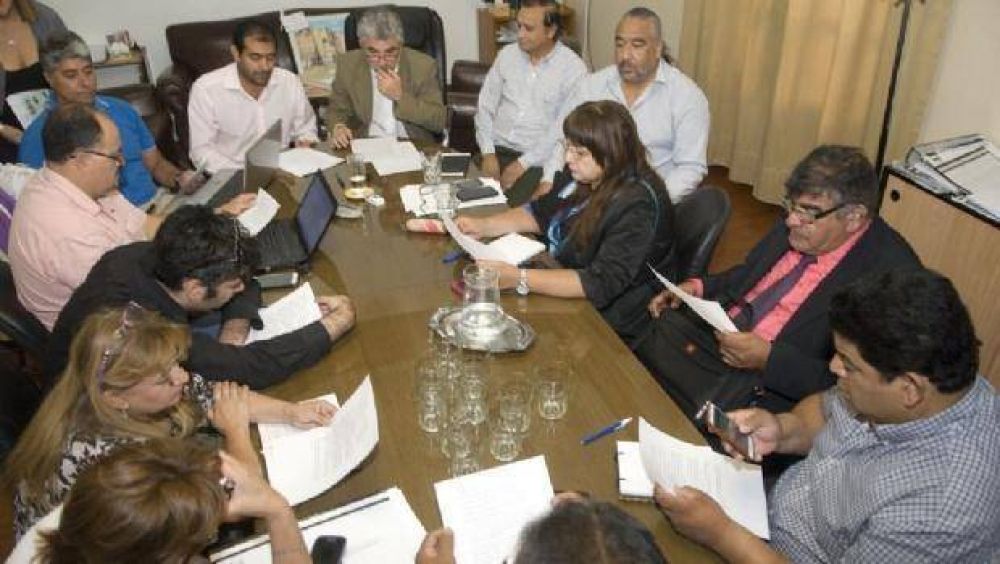 Luego de un mes, se reabre la paritaria con el sector docente