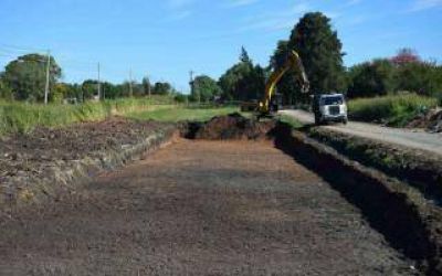 Sujarchuk supervis� la construcci�n del reservorio de agua en Gar�n