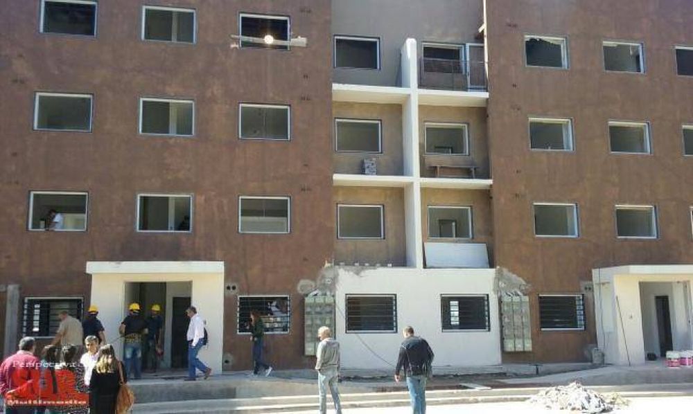 Proyectan entregar 32 viviendas del barrio Mozart a principios de mayo