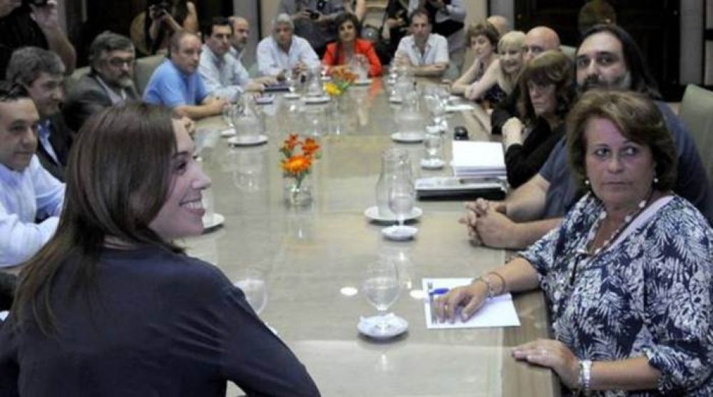 Provincia retomar� hoy la discusi�n salarial con los gremios docentes