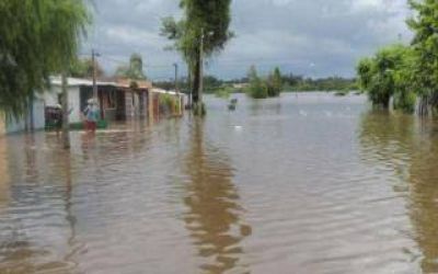 Baja el agua en Salto y hay m�s de 100 manzanas afectadas