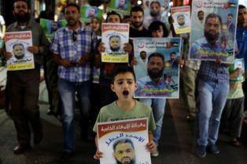 M�s de 6.000 presos palestinos inician una huelga de hambre en c�rceles israel�es