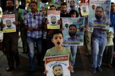 M�s de 6.000 presos palestinos inician una huelga de hambre en c�rceles israel�es