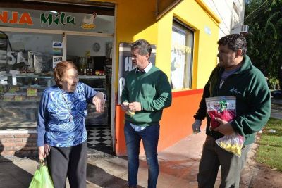 San Fernando llev� el programa de control de plagas al barrio Fate