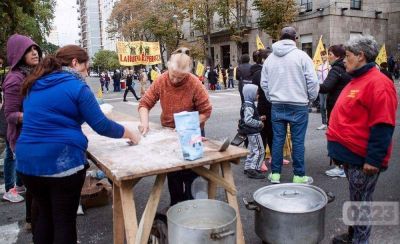 �Si hubi�ramos limpiado los arroyos, no hubiese habido tantos vecinos inundados�