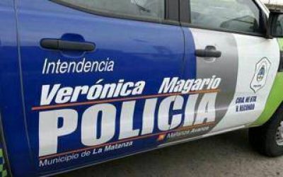 Magario puso su nombre en 40 patrulleros y desat� pol�mica en La Matanza