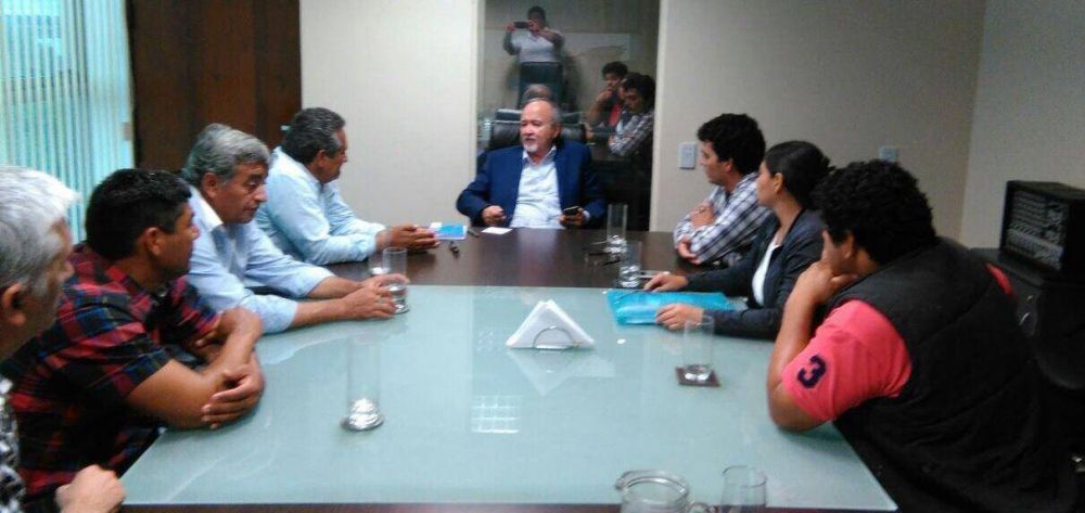 Gildo Infrn no recibi a representantes de los vecinos de Ingeniero juarez que vinieron con el intendente Nacif y algunos concejales del PJ