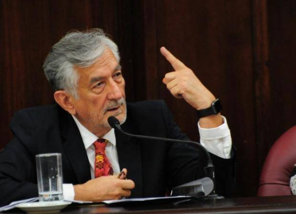 Alberto Rodrguez Sa confirm que har casas, sin apoyo nacional