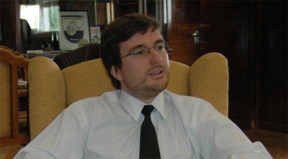 Ghi sobre la interpelaci�n a Tagliaferro: 