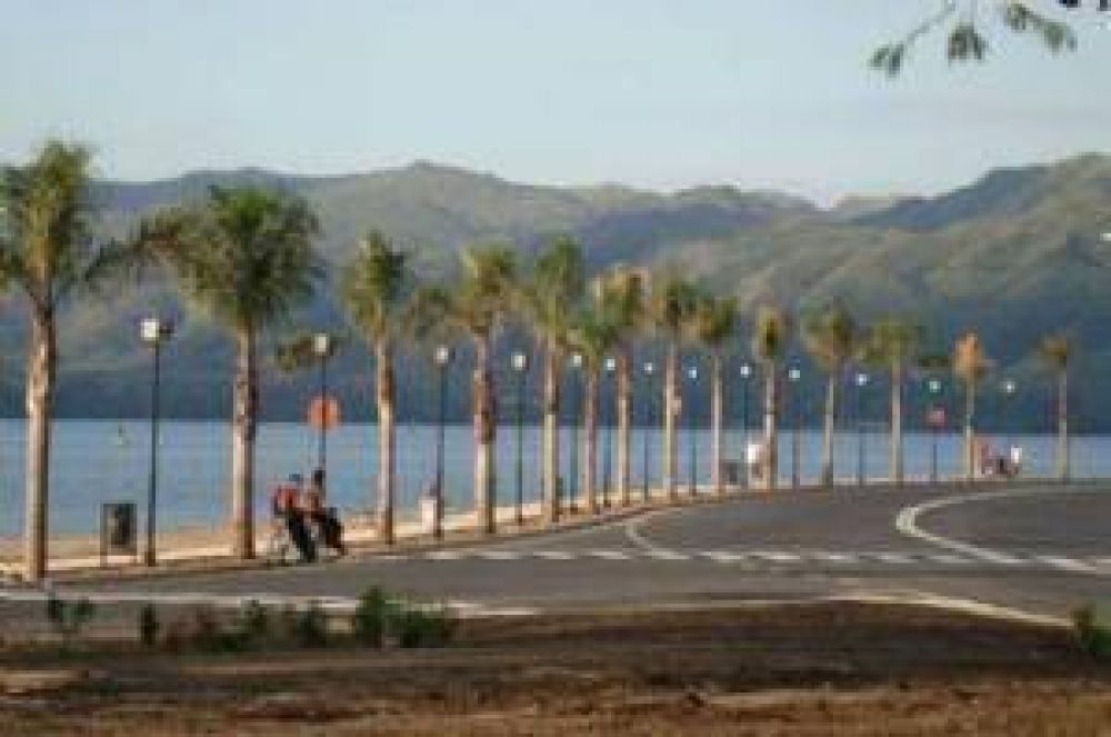 Terminarn la costanera de Carlos Paz y reforman el puente de Playas de Oro