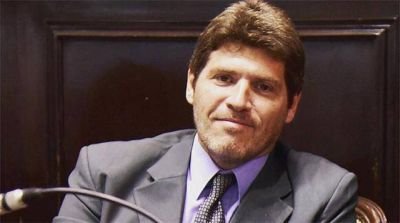 Castello: �No vamos a permitir que la lista sea entera del PRO�
