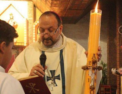 �Dios est� con nosotros�, record� Mons. Barba en su saludo pascual