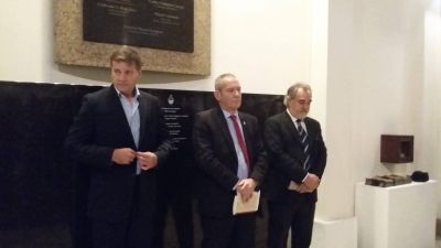 Se present� la exposici�n de Ana Frank en la Auditor�a General de la Naci�n