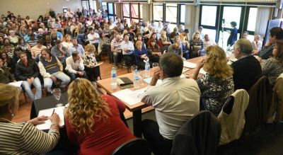 La UEPC cierra la paritaria luego de dos meses de conflicto