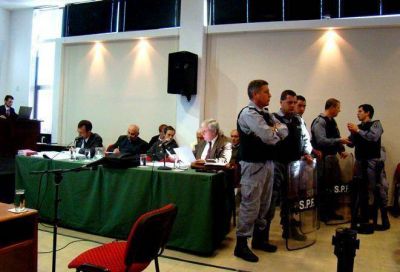 Subzona: en la Primera hallaron documentaci�n sobre secuestrados