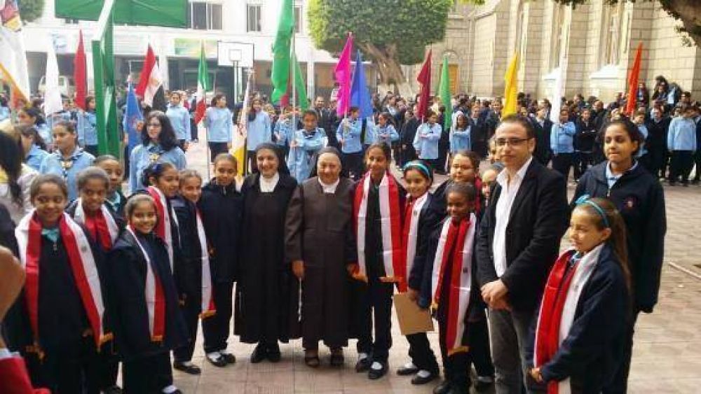 En El Cairo, donde cristianos y musulmanes aprenden a vivir juntos y esperan al Papa