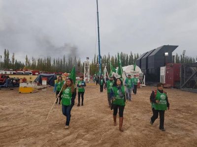 Preocupaci�n en YPF por toma de pozo en Allen