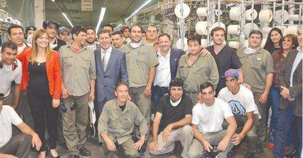 Casas garantiz� la defensa de los trabajadores y la industria