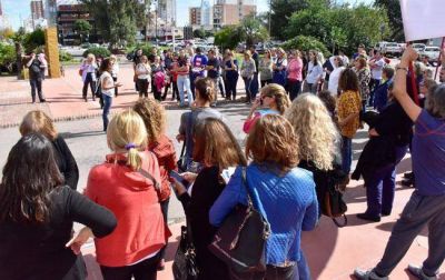 UTELPA protest� por el apartamiento del profesor acusado de abuso: dice que fue detenido ilegalmente