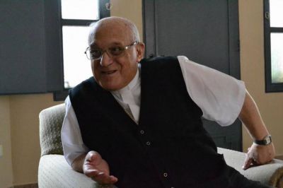Mons. Castagna: �La misi�n de la Iglesia es promover el encuentro con Cristo vivo�