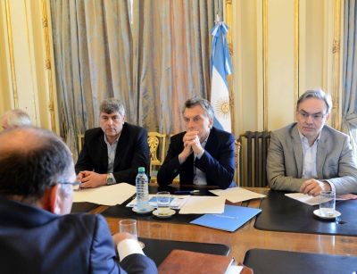 Extrema tensi�n con el gremio de tamberos amenaza con explotar el salvataje de SanCor