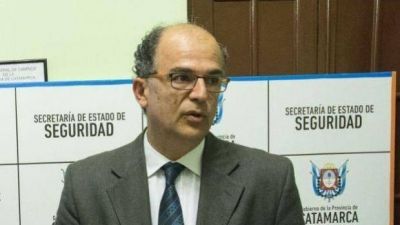 Denett sigue acumulando repudios y partidos ya preparan m�s denuncias