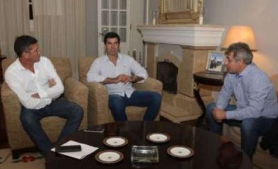 Urtubey sum� a dos intendentes para su plan nacional