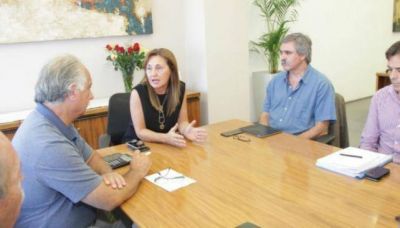 Se demora la firma del acuerdo con docentes
