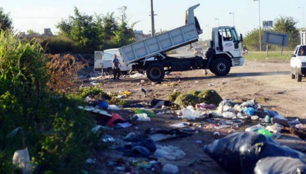 Basurales a cielo abierto: s�lo duran tres d�as limpios
