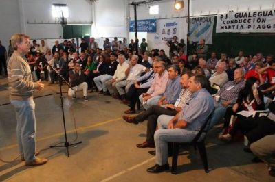 El kirchnerismo se alinea a la estrategia de Bordet de cara a octubre 