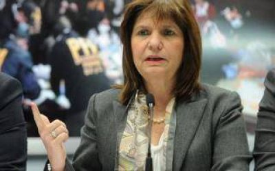 Narcotr�fico: Bullrich entrega 100 veh�culos a Gendarmer�a en Ciudad Evita