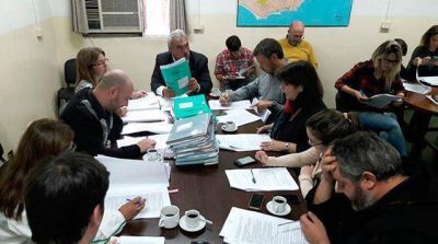 Fotomultas: El expediente qued� en comisi�n por pedido del oficialismo