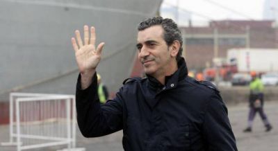 Randazzo presiona al kirchnerismo para que le den primarias