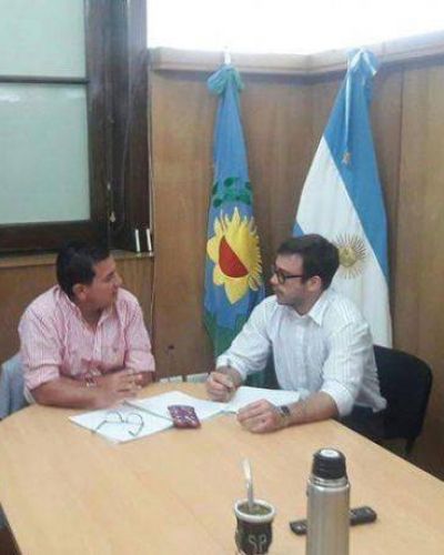 Pacheco, intendente de Pellegrini, realiz� gestiones para fortalecer Infraestructura y crear un Jard�n Maternal